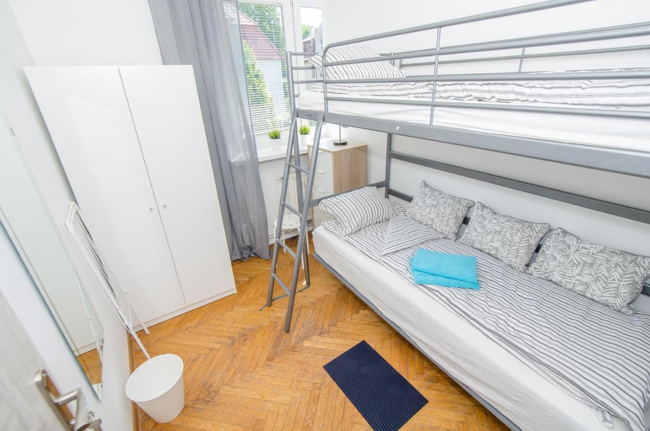 Uwh Hostel Гданск Екстериор снимка