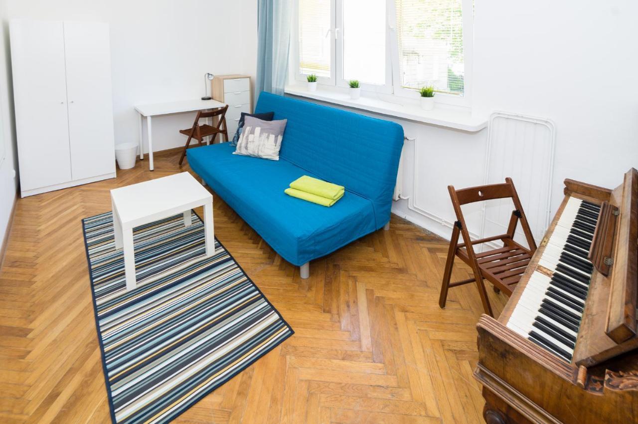 Uwh Hostel Гданск Екстериор снимка