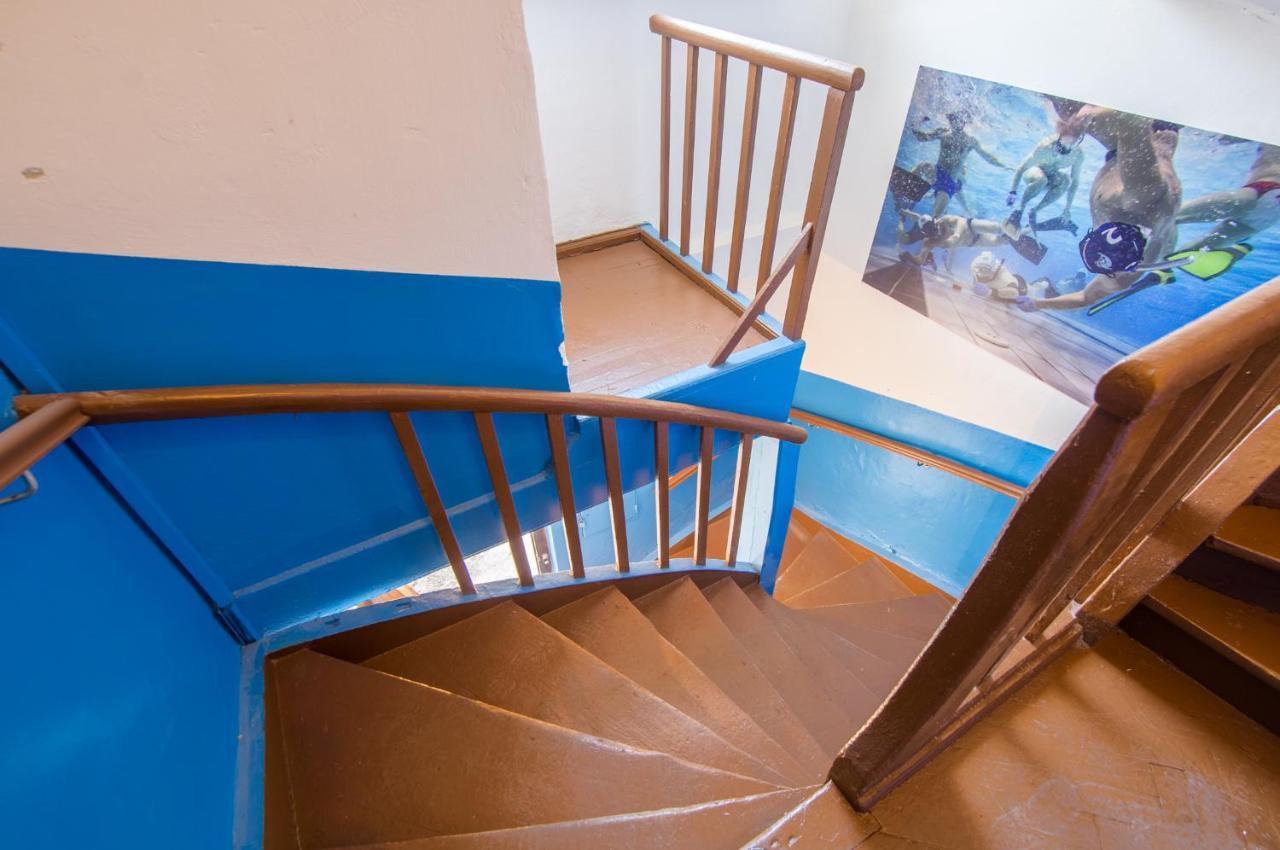 Uwh Hostel Гданск Екстериор снимка